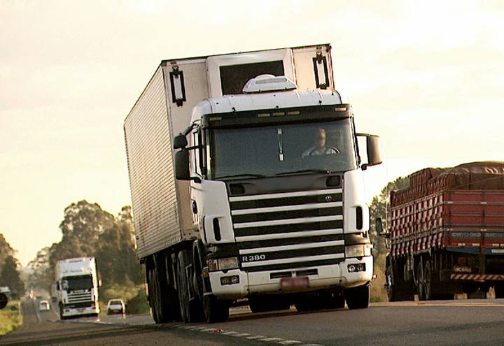 Queda na quantidade de milho a ser transportado gera prejuízos aos caminhoneiros Foto: Divulgação