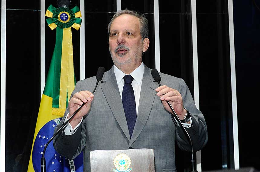 Senador Armando defende vocação logística de Pernambuco (Foto:Waldemir Barreto/Agência Senado)