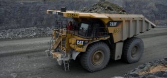Caminhões autônomos já são usados em área de mineração no Brasil