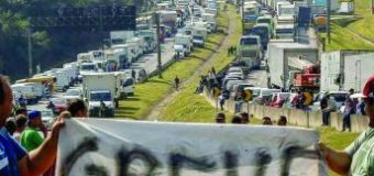 Caminhoneiros de GO ameaçam bloquear estradas na próxima semana